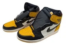 Air Jordan 1’s (Taxis) 2