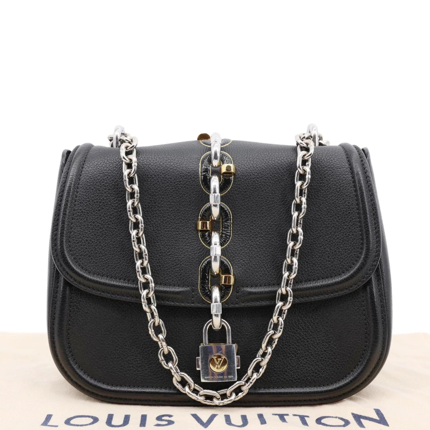 Louis Vuitton Chain It 3