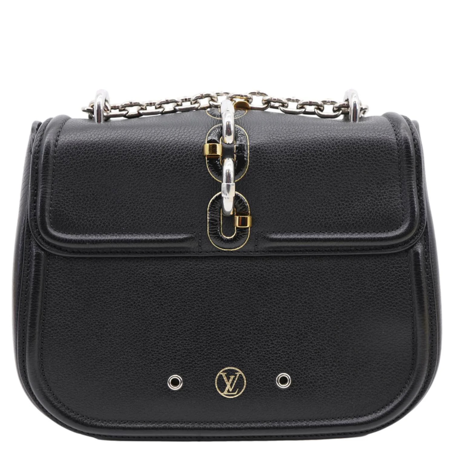 Louis Vuitton Chain It 4