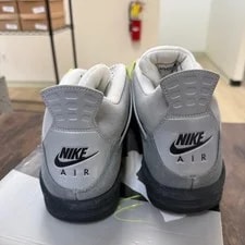 Jordan 4 Retro SE 95 Neon 3