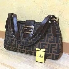 Fendi Mamma Baguette /Cotton Very Good Condition 2