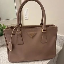 Prada Medium Galleria Satchel HW Zip Top Handle W/ Strap 2