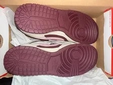 Size 8.5 - Nike Dunk Low Valentine's Day 3