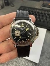 Panerai — Panerai Luminor GMT Automatic Steel Black Dial GMT Date Black Rubber — Watch — resale