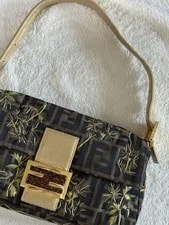 100% Authentic Fendi Baguette - Tropical Embroidered 4