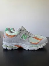 New Balance — New Balance 2002r Apple ’S — Sneaker — resale