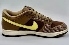 Size 9 - Undefeated X Nike Dunk SP Low Canteen 2