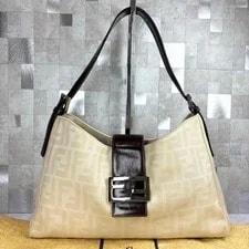 Fendi — Fendi Mamma Baguette #QY301Q — Handbag — resale