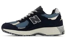 New Balance — New Balance 2002R Protection Pack Dark M2002RDF — Sneaker — resale