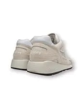 Size 12 - Saucony 6000 4