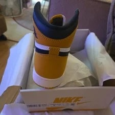 Jordan Air 1 Retro High OG / / DZ5485-701 4
