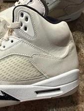 Air Jordan 5 Retro SE Size 9 2024 FN7405-100 4