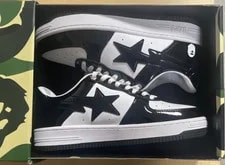 A Bathing Ape — A Bathing Ape Bapesta Low Top Lace Up Sneakers — Sneaker — resale