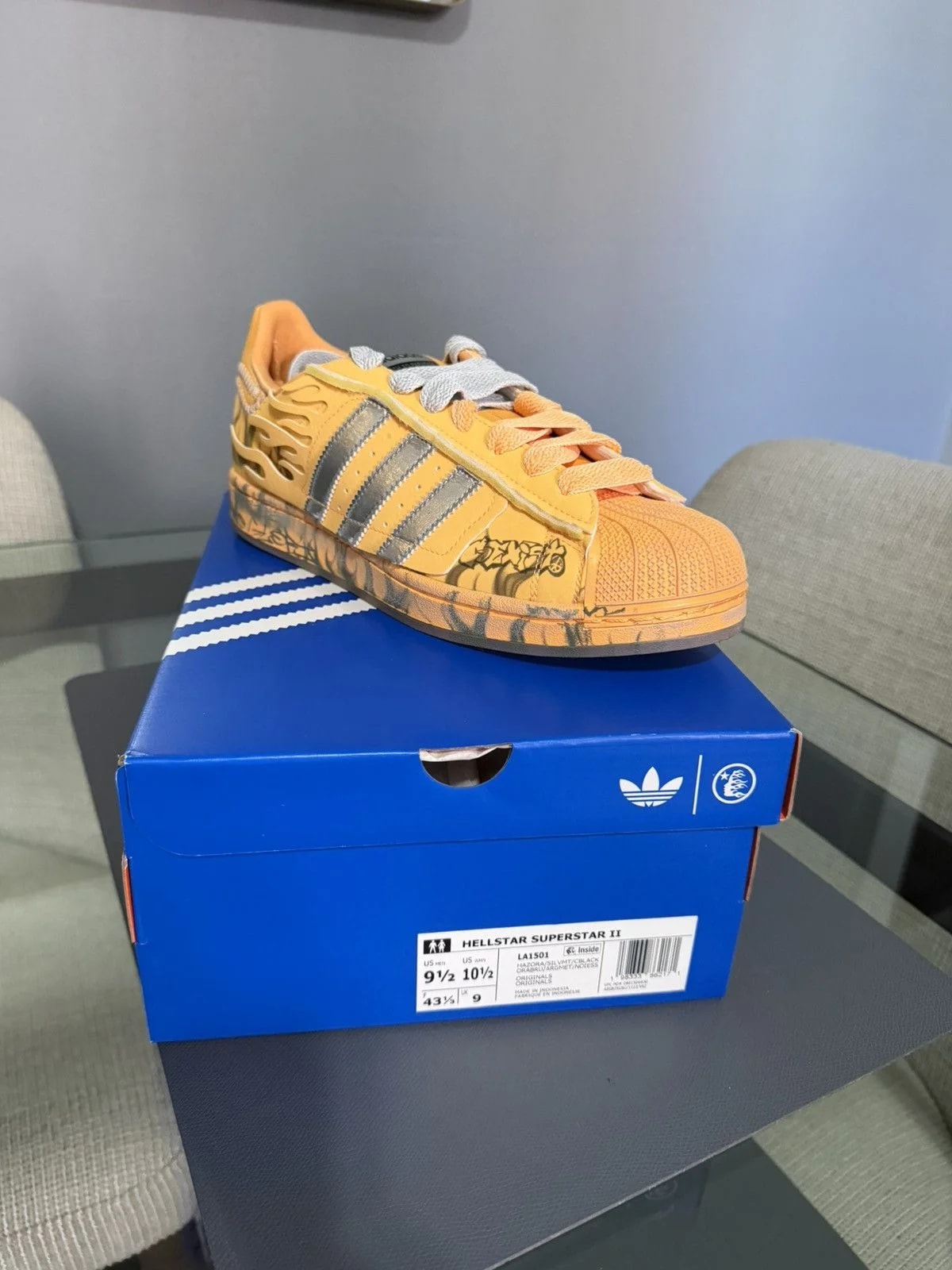 Adidas — Adidas Superstar Hellstar Hazy Creamsicle — Sneaker — resale