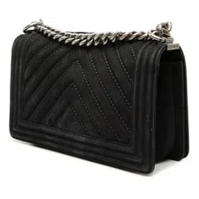 Chanel Old Medium Chevron Boy Flap Crossbody 2