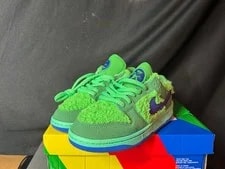 Nike SB — Nike SB Dunk Low Grateful Dead Bear CJ5378-300 [ 6.5 Woman 8] OG 2 — Sneaker — resale