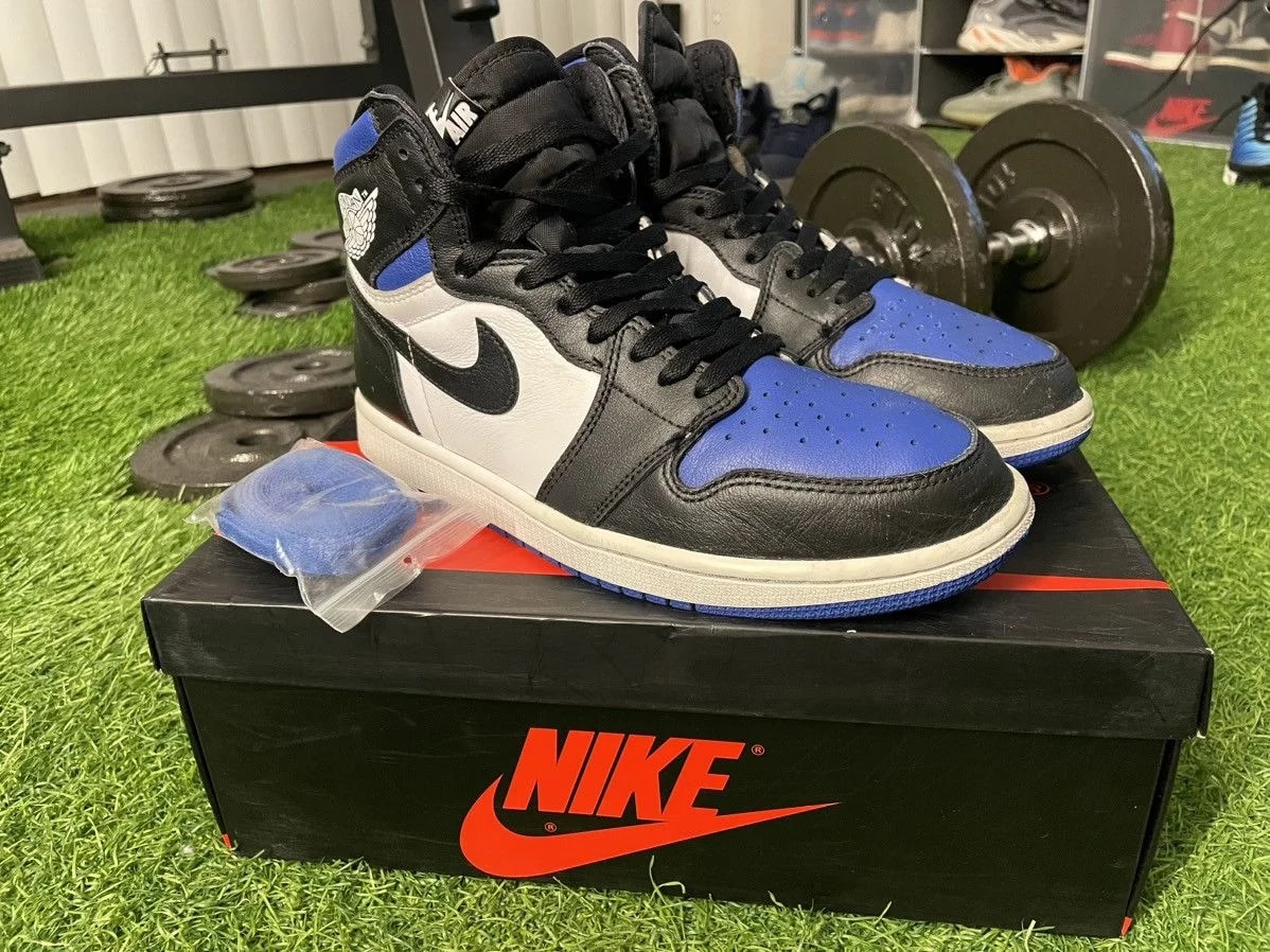 Air Jordan — Air Jordan 1 Retro High OG ' — Sneaker — resale