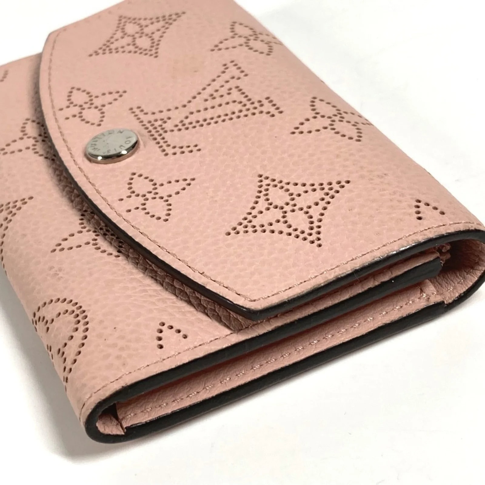 Louis Vuitton Magnolia Wallet (Bi-Fold) 3