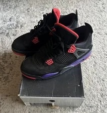 Jordan — Size 11 - Jordan 4 Retro NRG Raptors 2018 — Sneaker — resale