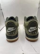 Size 10.5 - Air Jordan 3 Retro Family Affair 3