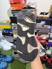 Size 8 - Adidas Yeezy Boost 700 Low Analog 3