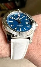 Breitling Avenger 43 | Ref. A17318 | Blue Dial | 2020 | Full Set 3