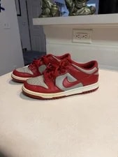 Nike SB — Nike Sb Dunk Low Unlv — Sneaker — resale