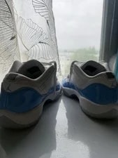 Jordan Air 11 Low / Lace-Up Basketball 3
