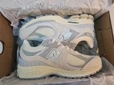 New Balance 2002R Classic Athletic Shoes US 6 M2002REK 2