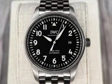 IWC — IWC Pilot Mark Xviii 40mm Black Dial Stainless Steel IW327015 B & P — Watch — resale