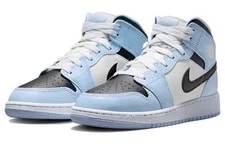 Air Jordan 1 Mid GS ' All US Size 555112-401 New in Box 3