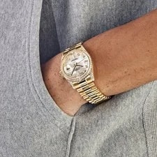 Rolex Day-Date 118388 Yellow Gold White Mother of Pearl Dial Diamond Bezel 3