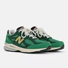 New Balance 990v3 Shoes 2