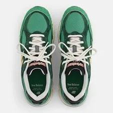 New Balance 990v3 Shoes 3