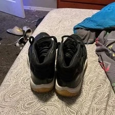Jordan Air 11 ’S Mid-Top Basketball 2