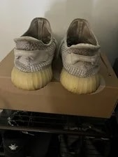 Yeezy 350 Size 10 ’s No Original Box and in Good Condition 3
