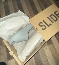Adidas — Adidas Yeezy Slide Salt — Sneaker — resale