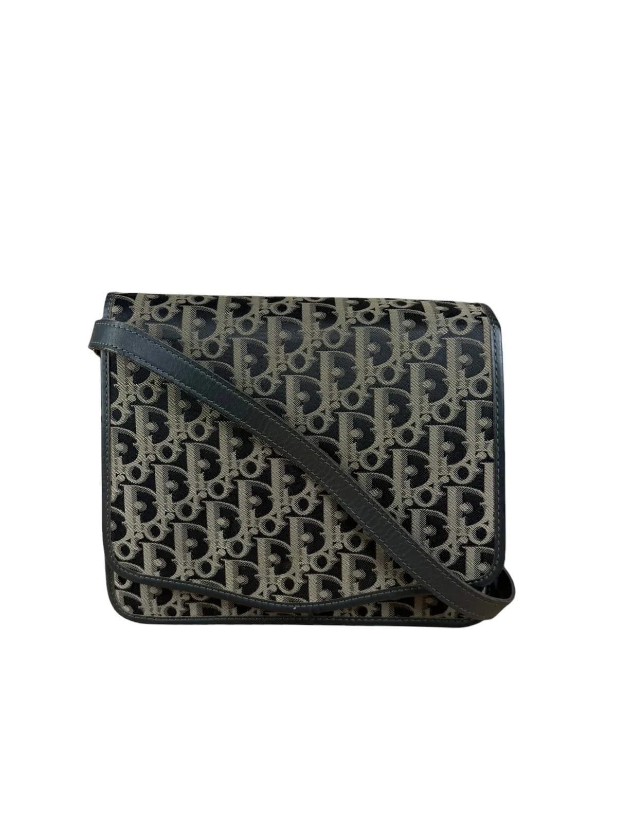 Dior — Christian Dior Trotter Messenger — Handbag — resale