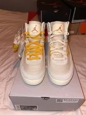 Size 10.5 - Jordan 2 3
