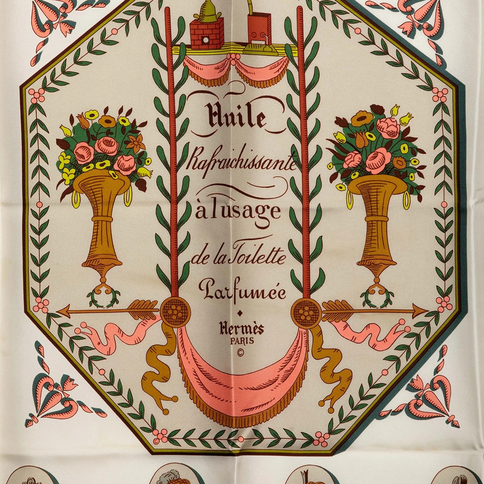 Huile Rafraichissante A L Usage de la Toilette Parfumee Scarf 90 2