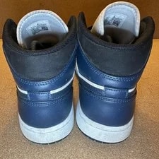 Air Jordan 1 Mid 554724-411 4