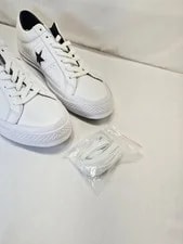 Converse M 11/W 13 One Star Perforated Low Top ' ' 158464C NEW 4