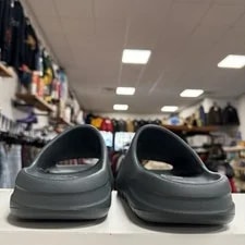 Size 10 - Yeezy Slide (ID2349) 4