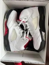 Air Jordan 5 Retro Mid 10.5 With Box 4