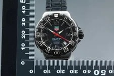 Near Tag Heuer Formula 1 WAC1210 Professional 200m Black Quartz 3