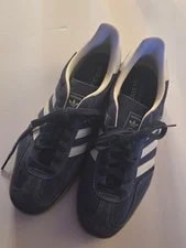 Adidas — Adidas Gazelle Indoor Gum Bottom — Sneaker — resale