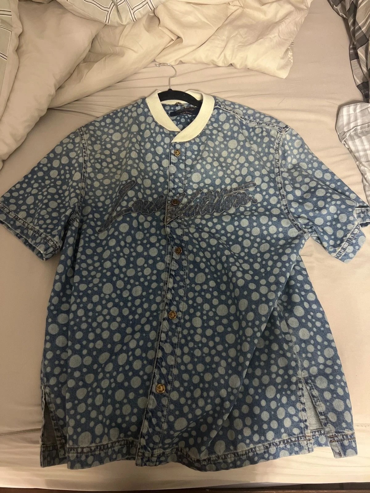 Louis Vuitton x Yayoi Kusama — Louis Vuitton X Yayoi Kusama: Shirt Infinity Dots — streetwear — resale