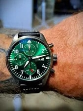 IWC Pilot Chronograph 41 Green Dial 2024 Full Set Excellent Condition 2