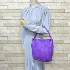 Bottega Veneta Hobo Bottegaveneta Use 2