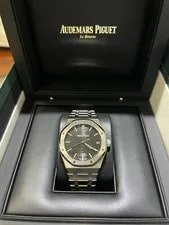 Audemars Piguet Royal Oak 41mm Black Dial 15500ST.OO.1220ST.03 Box/papers 3